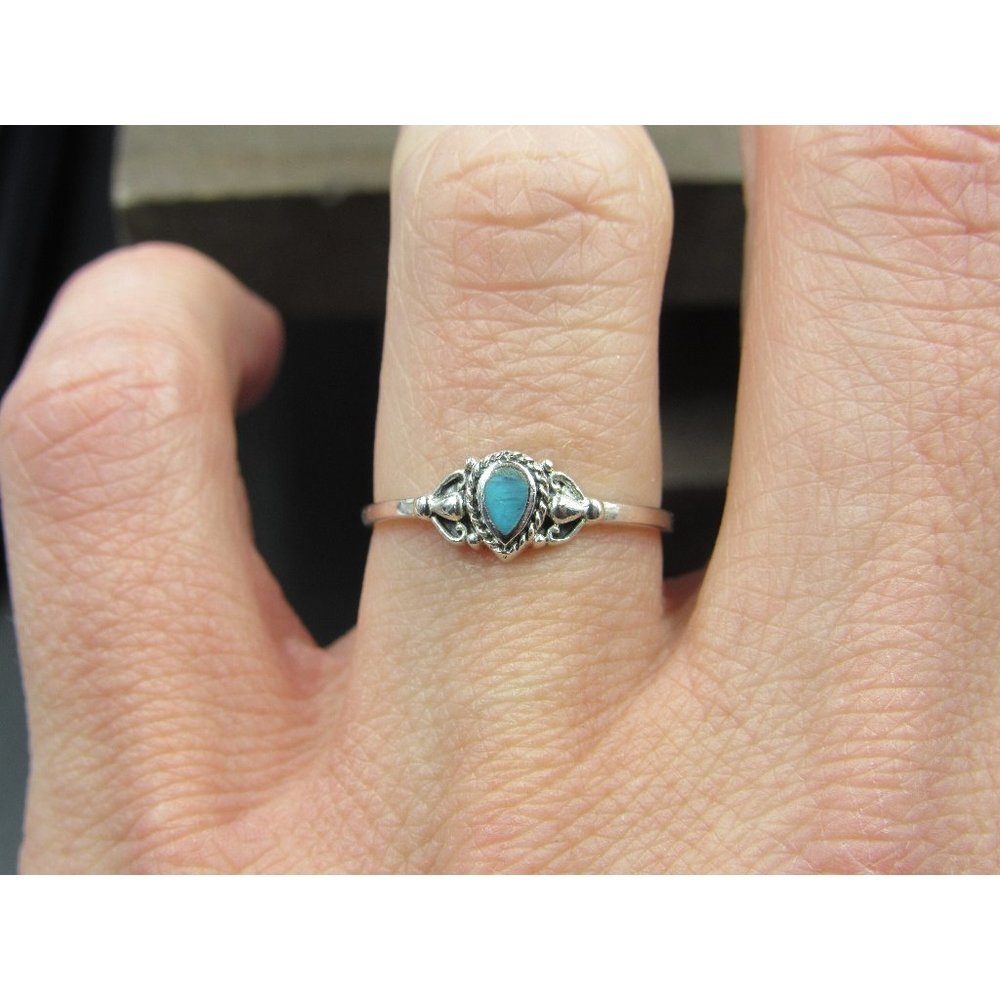 Size 7 Sterling Silver Small Cute Teardrop Blue Inlay Band Ring